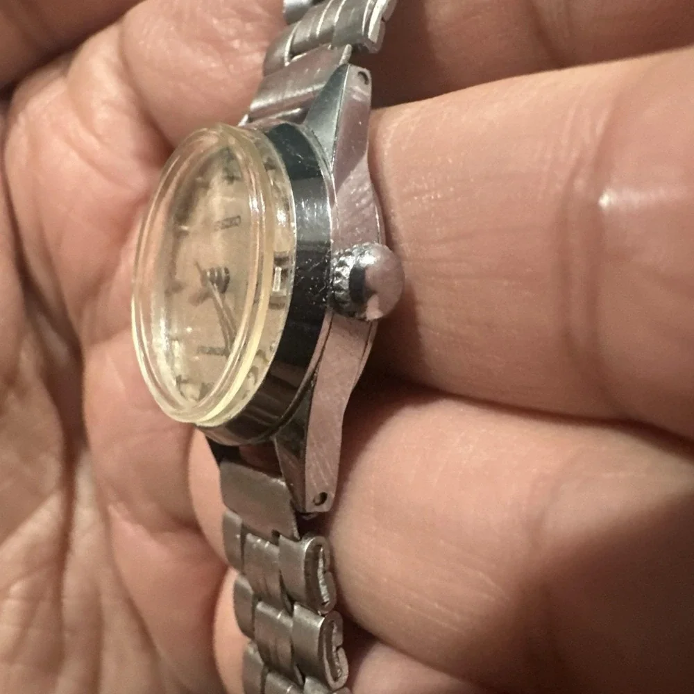 VTG 1960s Seiko Calendial Kooilseiko Wind Up 2107-0140 Ladies Watch 22mm -Repair